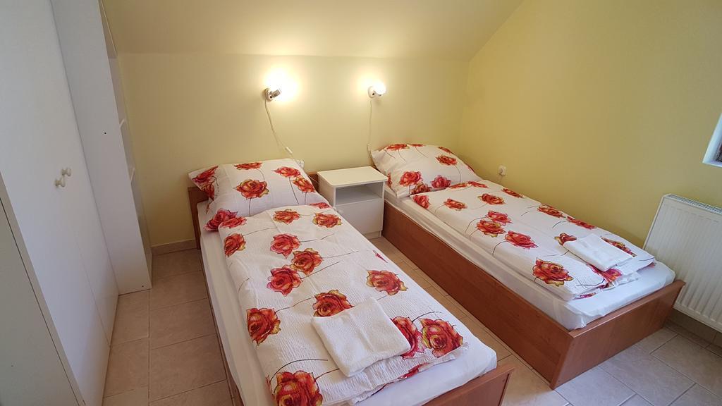 Hévíz Villa Nora מראה חיצוני תמונה