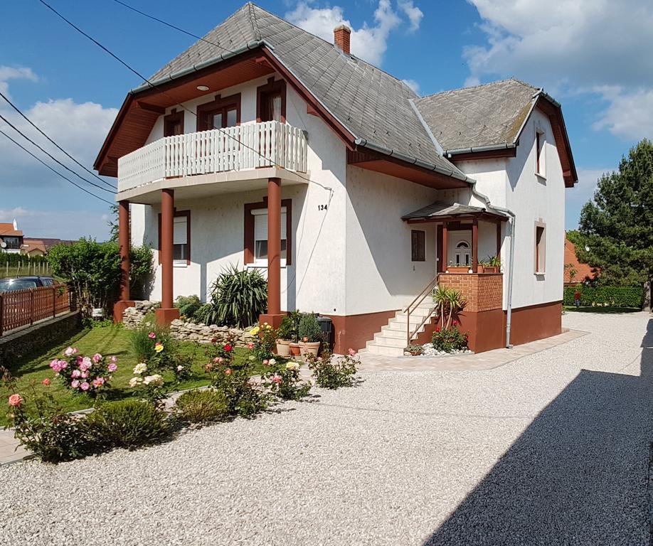 Hévíz Villa Nora מראה חיצוני תמונה